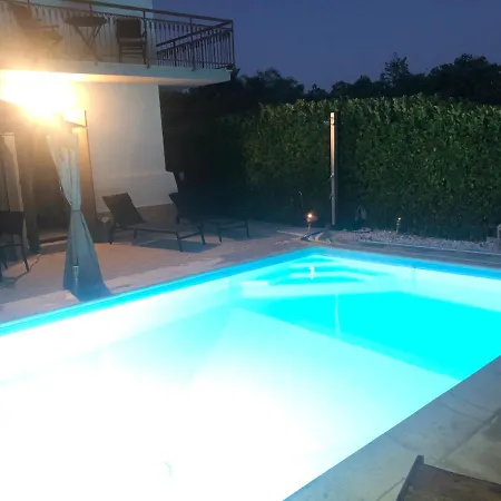 Maison Villa *